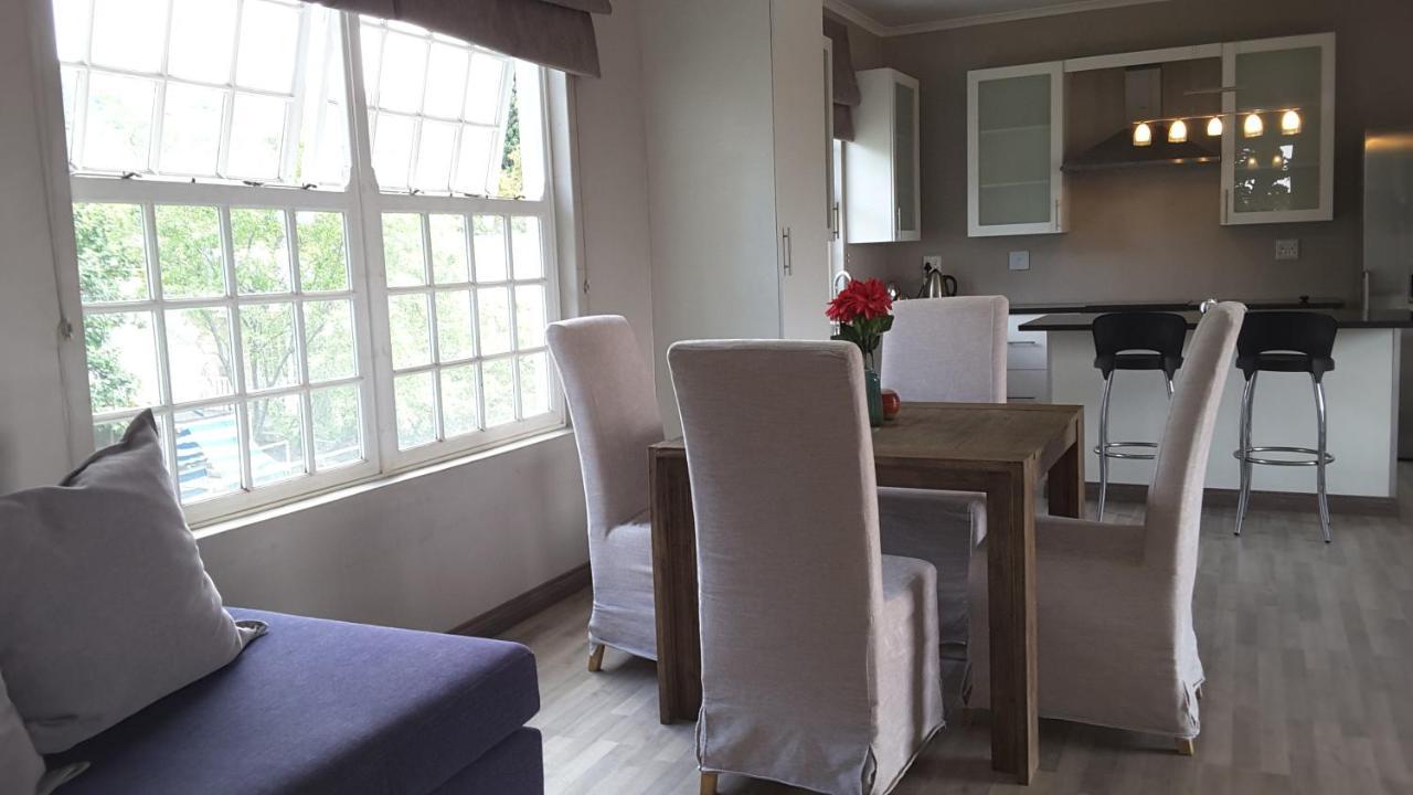 Versailles Pretoria Bagian luar foto